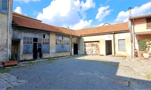 Rustico a Cesano Maderno, Binzago