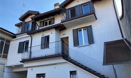 Casa semi-indipentente a Bovisio Masciago