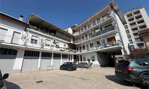 Trilocale a Cesano Maderno, centro